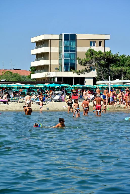 Hotel Astor B&B Lido di Classe Exterior photo